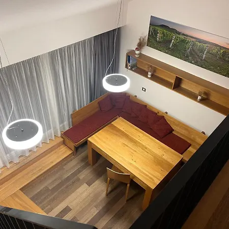 Apartmán Palava Eu 9 *