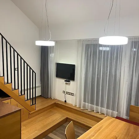 Palava Eu 9