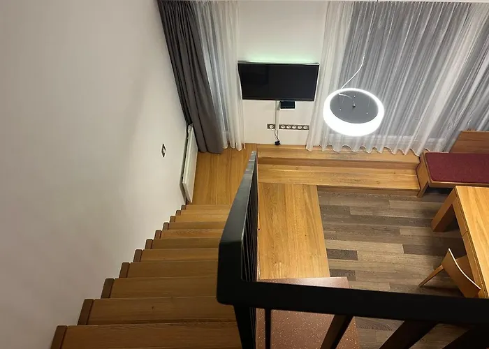 Palava Eu 9 アパート *