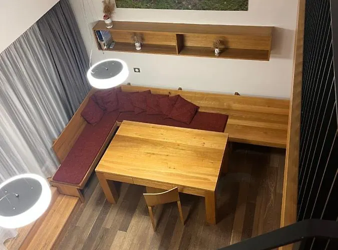 Palava Eu 9 *