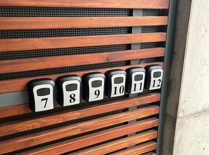 Palava Eu 9 アパート *